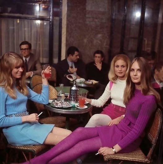 Remembering the Miniskirt: A Glimpse into 1960s Miniskirt Fashion and Feminine Rebellion