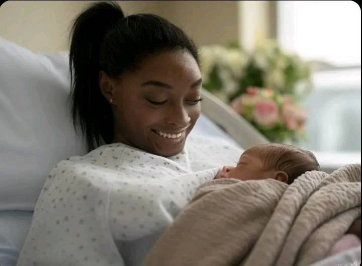 Heavily Pregnant Olympic legend Simone Biles and her husband, Jonathan Owens, announced the arrival of their baby boy! The couple, who have been eagerly anticipating their first child, shared heartwarming photos of their newborn from a hospital in Houston, Texas, as they also Joyfully announce the name of their new arrival… See More Details Below..